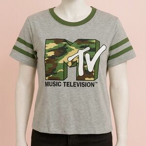 Vintage MTV Camo logo y2k vintage ladies xl tee cute cozy 90,s